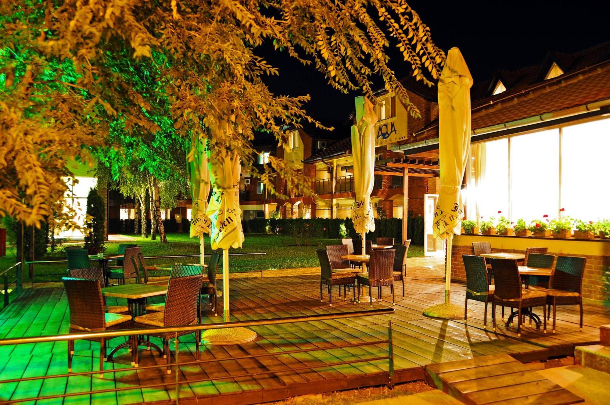 Hotel Aqua Panon Kanjiža エクステリア 写真