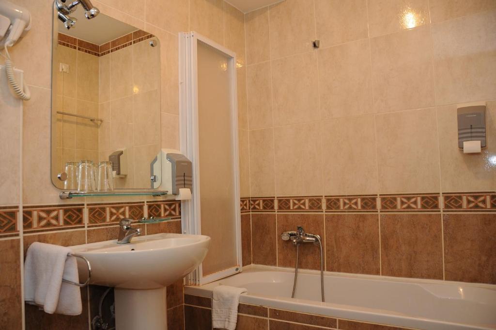 Hotel Aqua Panon Kanjiža 部屋 写真