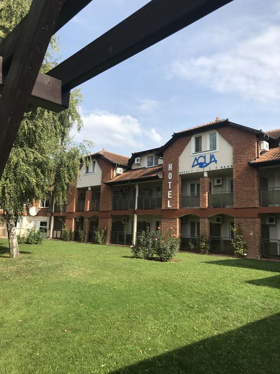 Hotel Aqua Panon Kanjiža エクステリア 写真