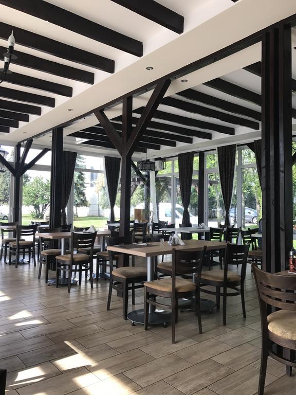 Hotel Aqua Panon Kanjiža エクステリア 写真